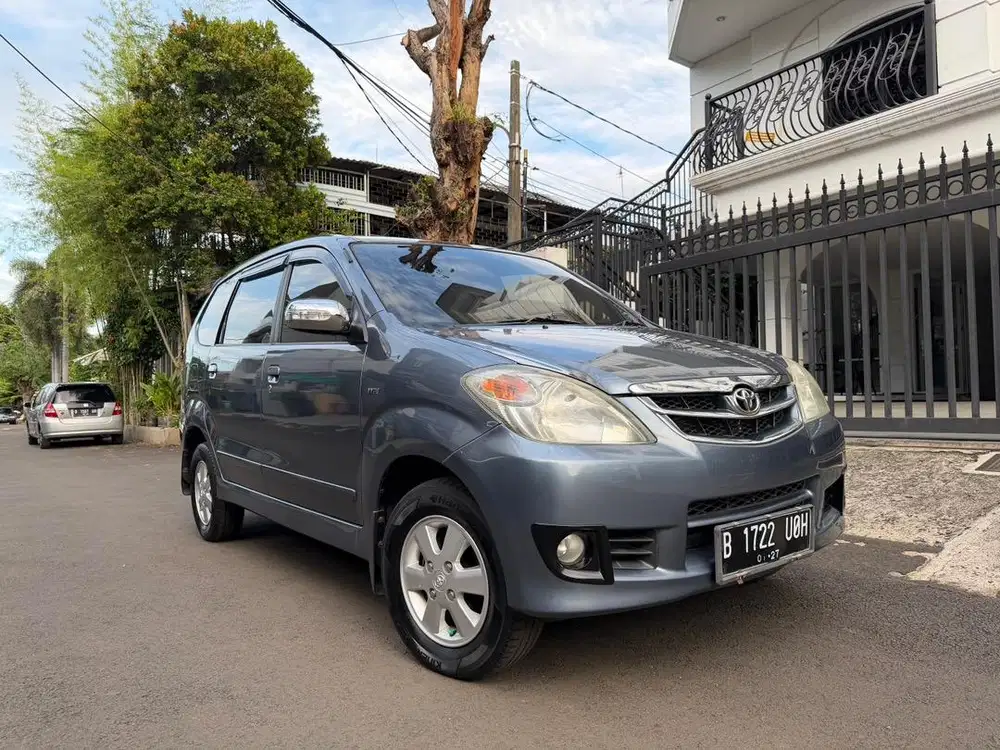 Toyota Avanza G 2011 AT