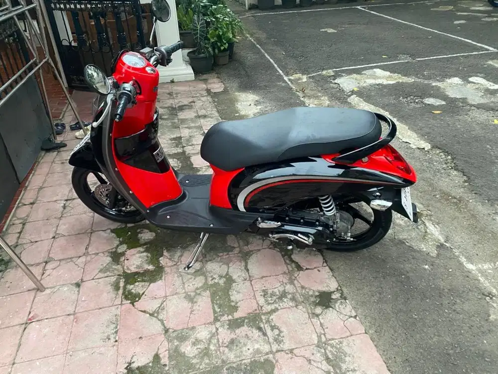Honda Scoopy 2012