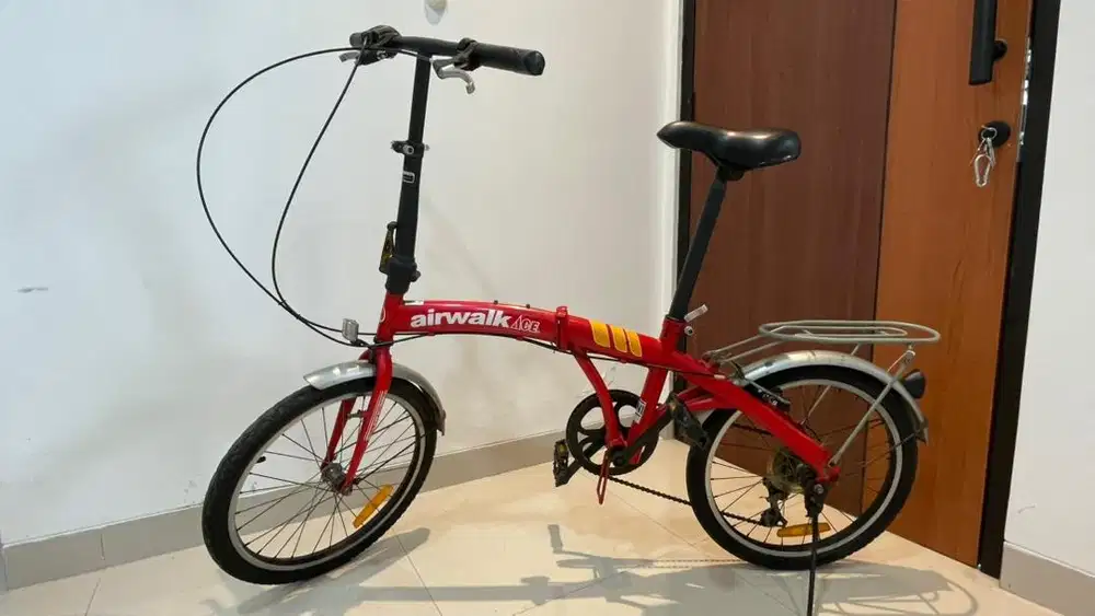 Sepeda Lipat Airwalk Ace 20