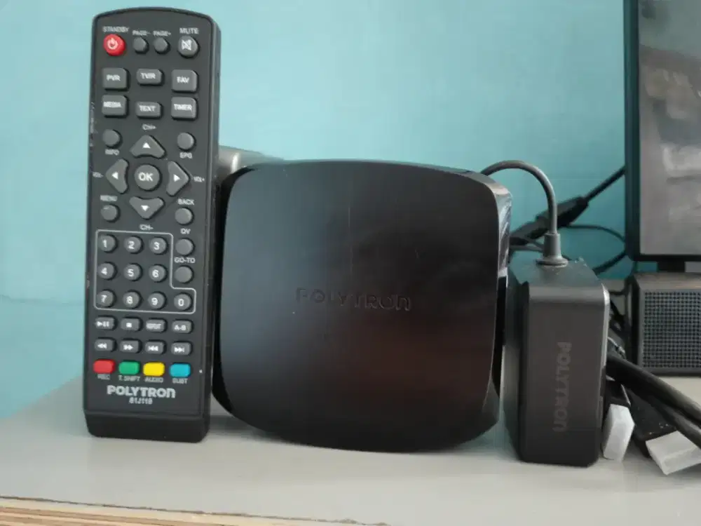 STB DIGITAL TV POLYTRON PDV700T2