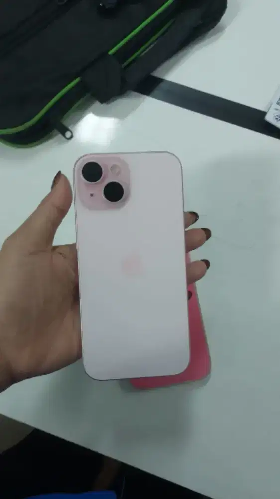 Djual iphone 15 128 gqransi ibox