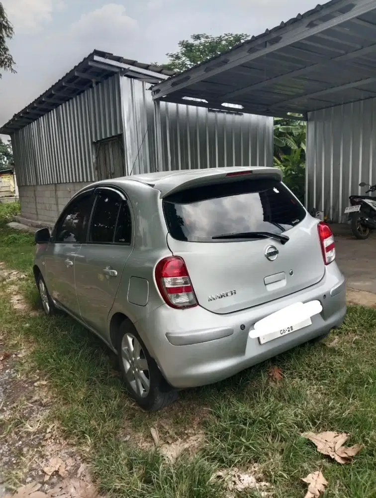 Nissan March 2015 Bensin