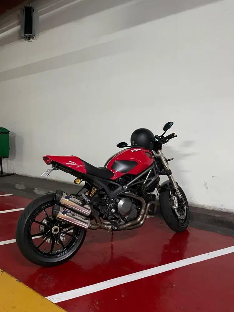 Ducati Monster 1100 Evo