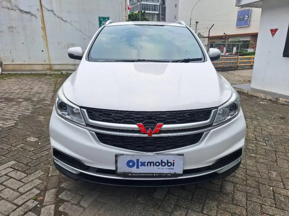 LOW DP Wuling Cortez 1.5S T Lux+ Bensin-AT 2022 RKG