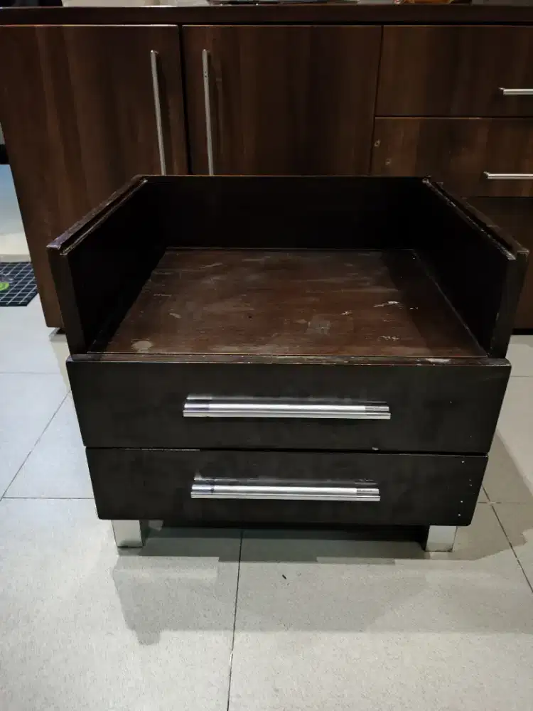 Dijual Laci Nightstand Triplek