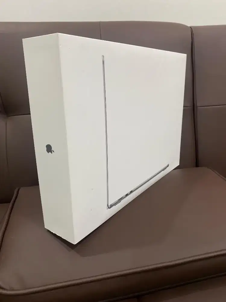 MacBook Air M3 (15-inch) 16/256 GB New