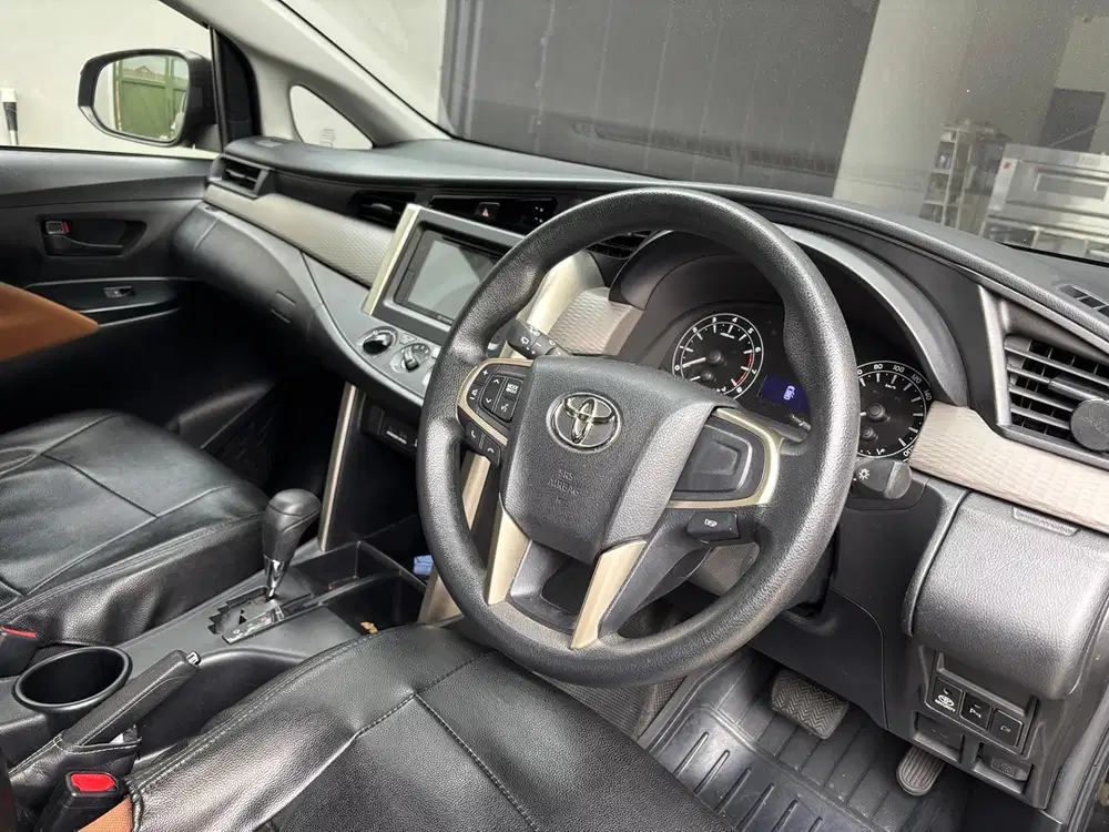 Toyota Kijang Innova 2017 Bensin