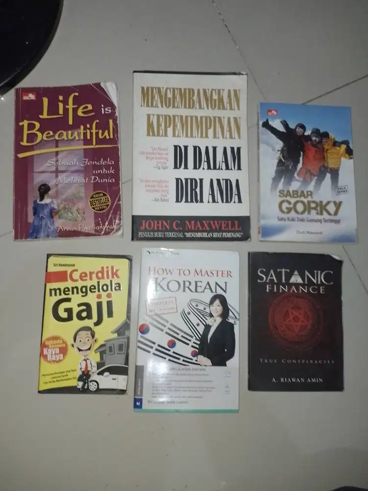 Dijual Buku Bacaan / Buku Pelajaran SD Bekas