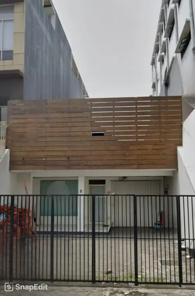 Rumah Dijual Surabaya Pusat Nol Jalan Raya Dekat Grand City