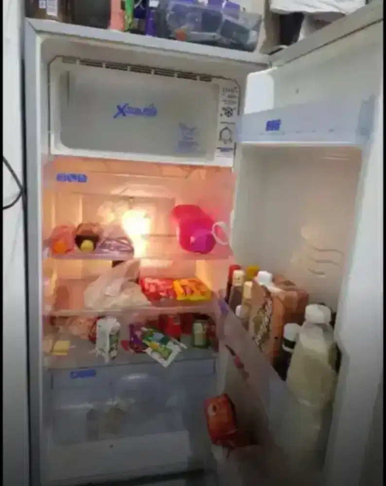 Kulkas Sharp Besar 1 pintu