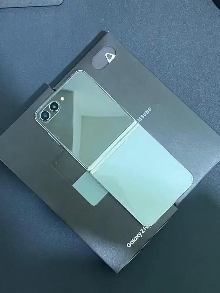Samsung z flip 5 8/256gb fullset original