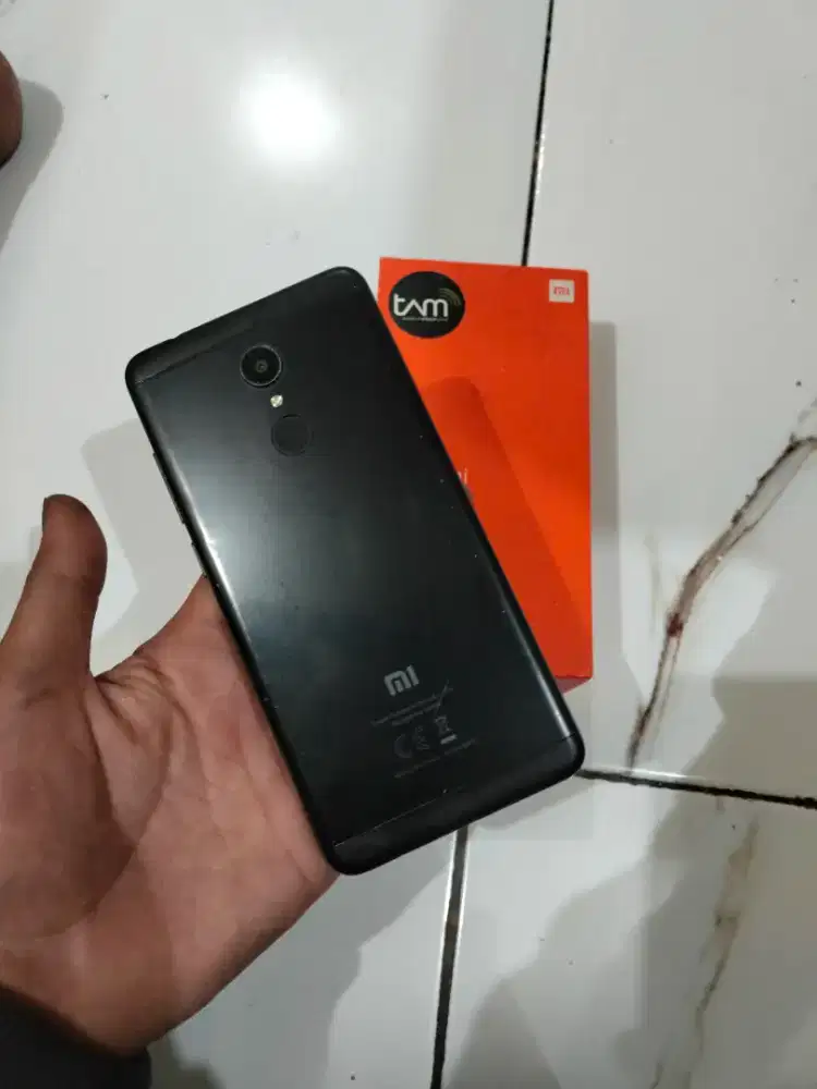 Redmi 5 2/16 Gb