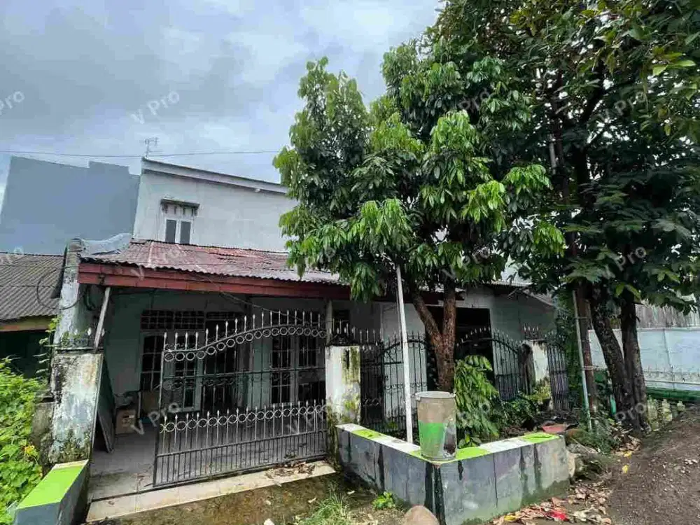 dijual cepat rumah siap huni dua lantai posisi hook  di BTN minasaupa blok b bebas banjir