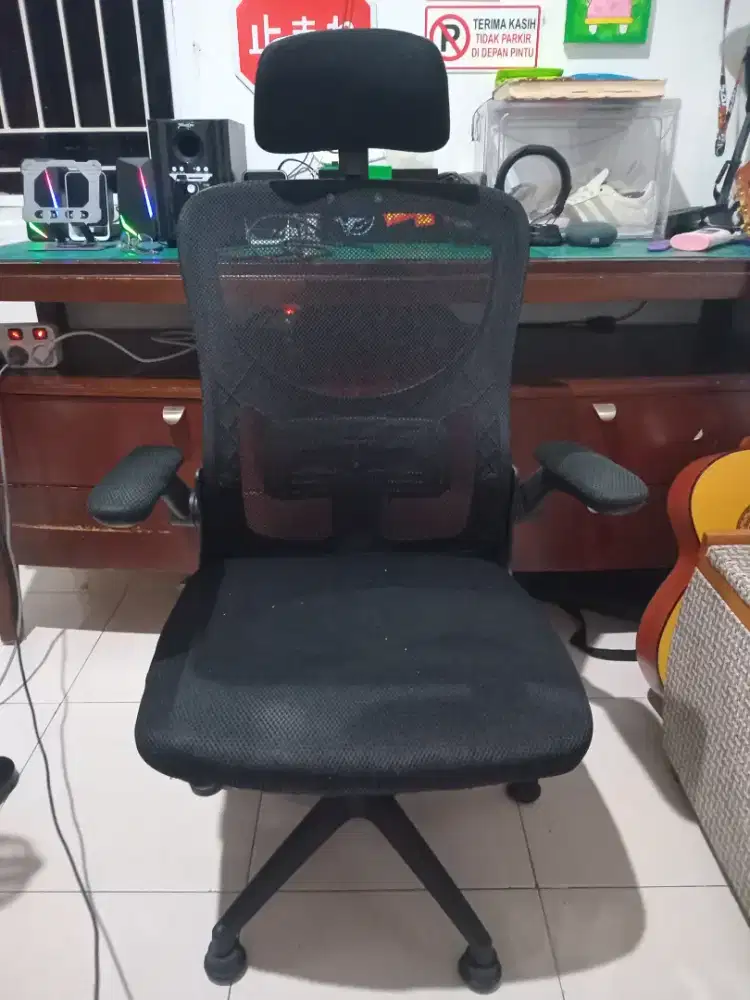 Kursi kantor hidrolik