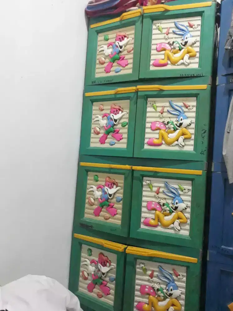 Lemari 4 Susun Murah