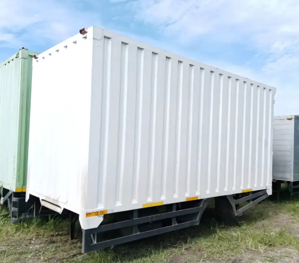 MULUS Box besi 6roda ex copotan 2024 CDD Toyota Dyna bok