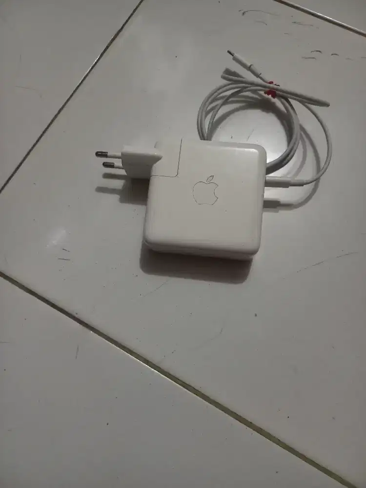 Charger Iphone Ty0e C ...61 watt original