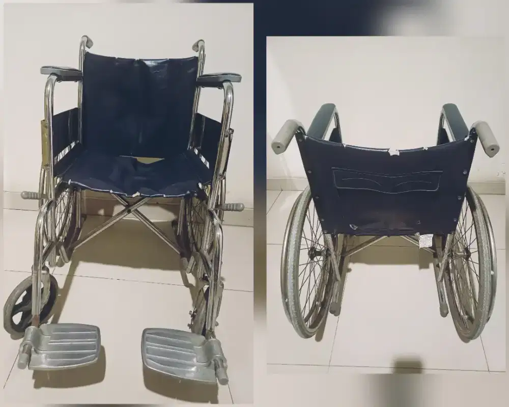 kursi roda jenis standar seperti yang digunakan di rumah sakit.