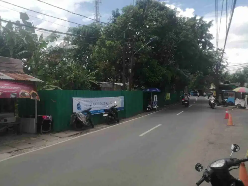Tanah dijual Jalan utama Jagakarsa Luas 4750 m Lebar muka 45