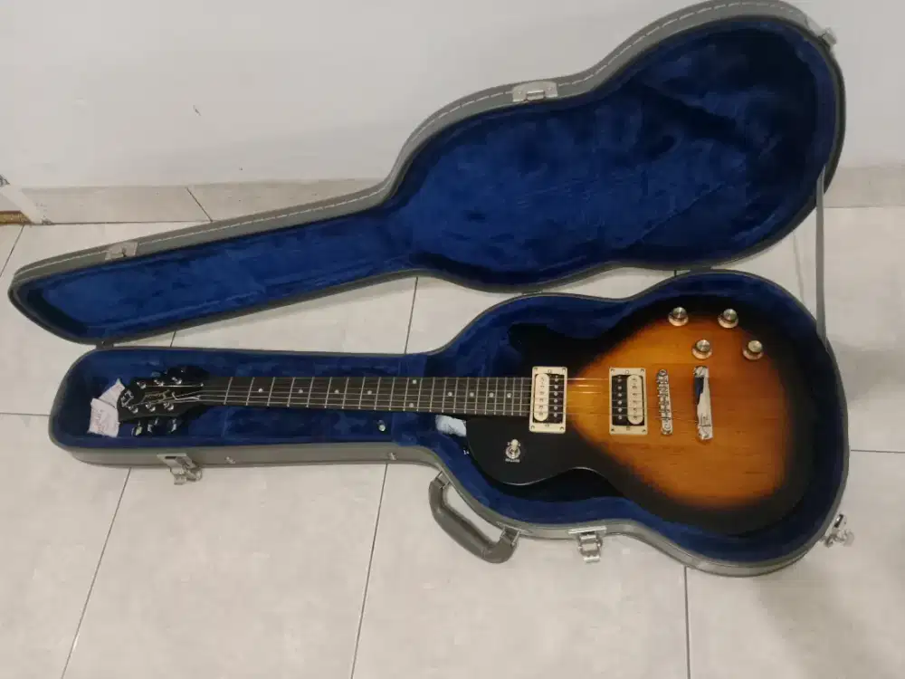 Gitar Listrik Samick Les Paul AVS24 , Like New