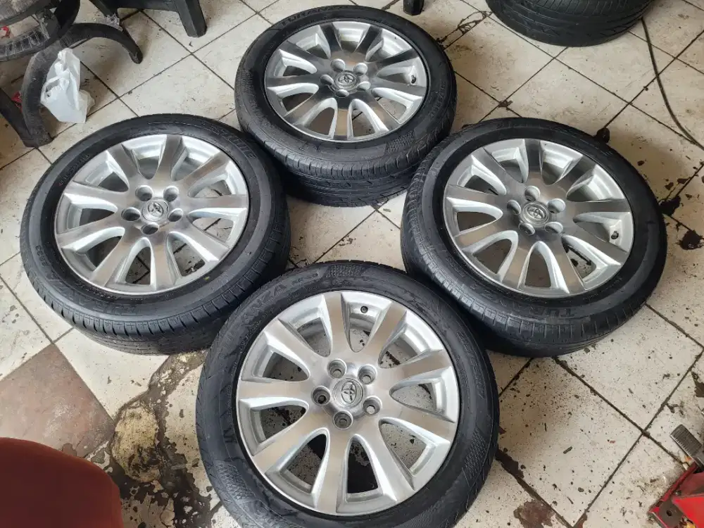 Velg toyota camry R17 original paket ban seken bisa innova terios rush