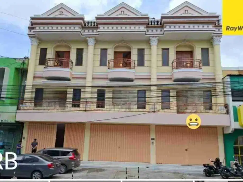 disewakan ruko 3 lantai lingkungan kampus seturan  yogya.