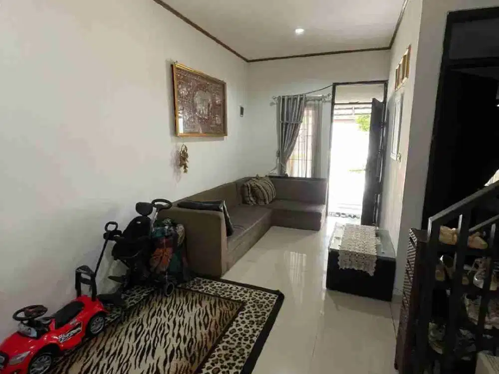 Di jual rumah cluster 2 lantai siap huni dekat ke terminal cicaheum Bandung