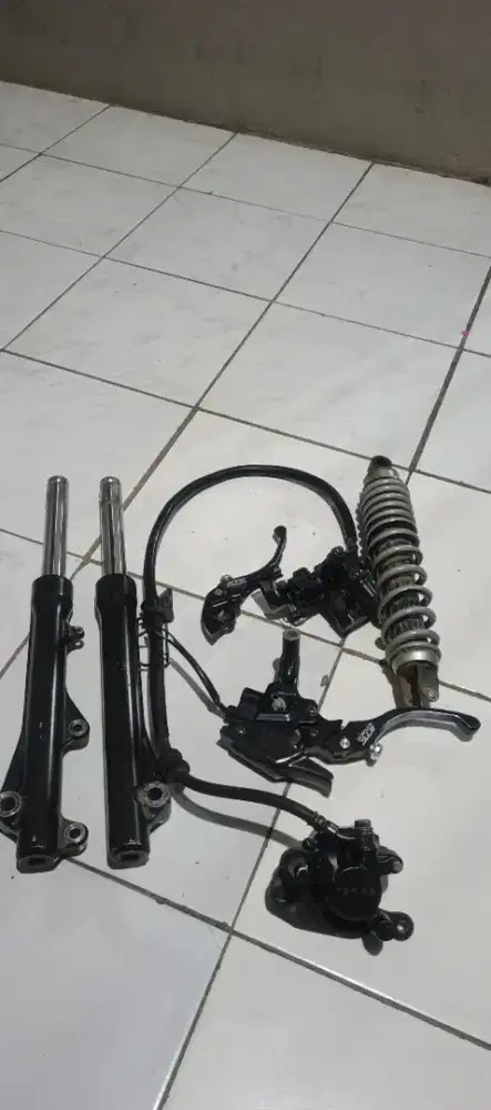 Shok motor, master rem, kaliper