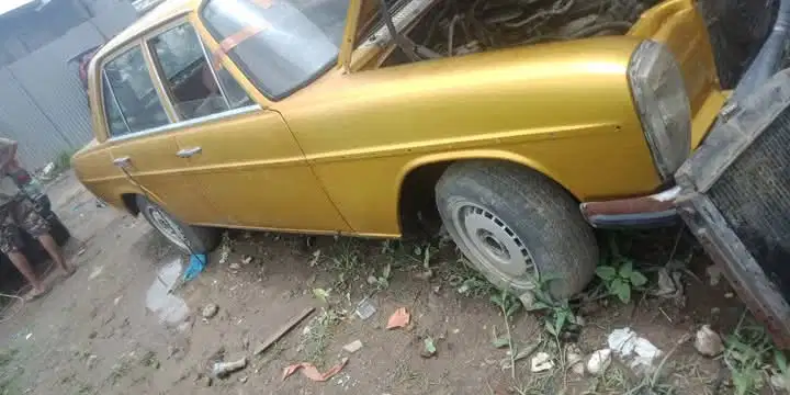 Mercedes-Benz 120 1970 Bensin