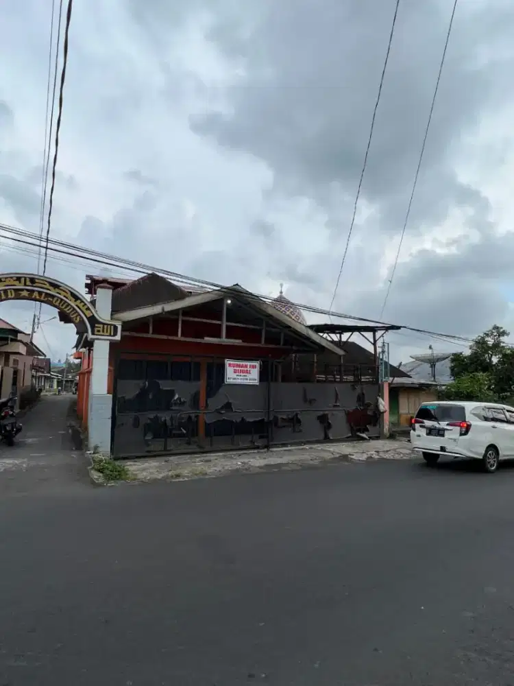 Rumah Strategis Tengah Kota