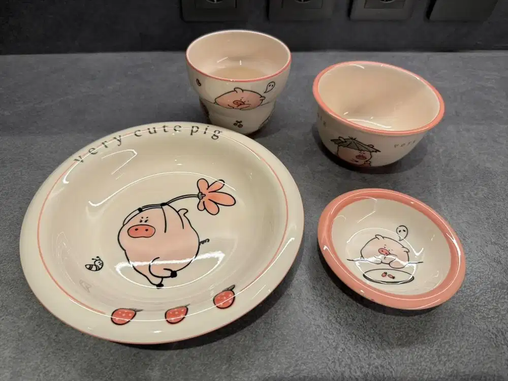 Piring Mangkok Set Lucu