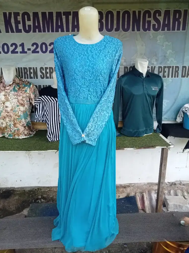 Gamis brukat biru