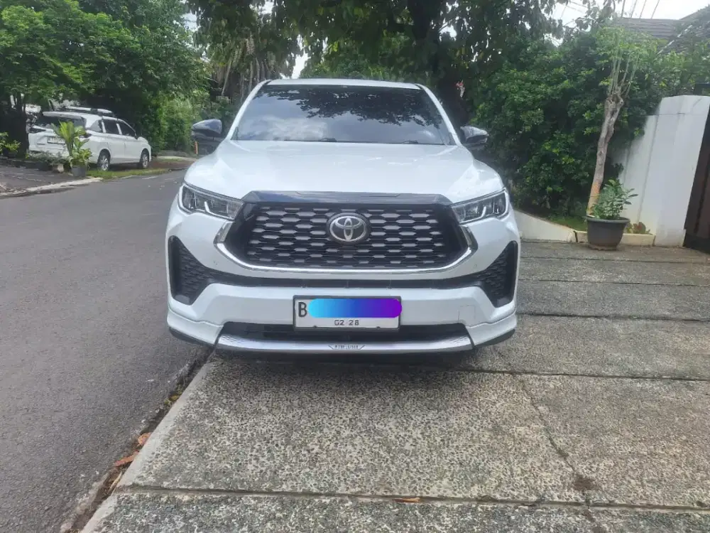 INNOVA ZENIX V HYBRID MODELISTA