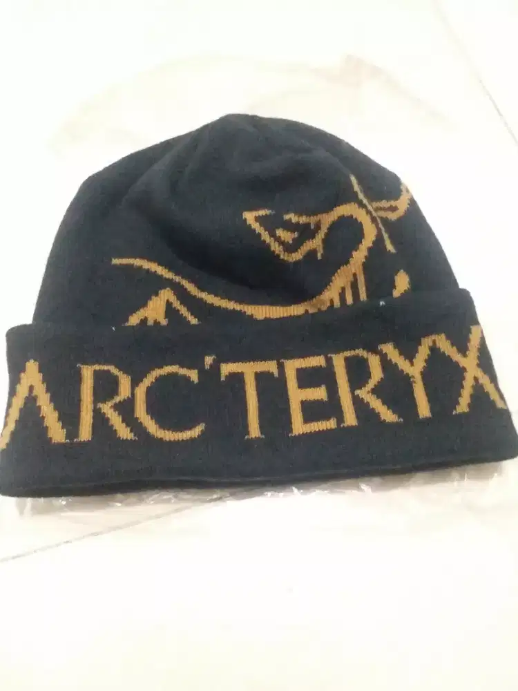 Kupluk Arc'Teryx Baru