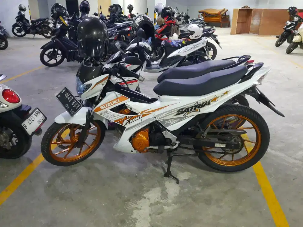 Satria Fu White Fighter 2015