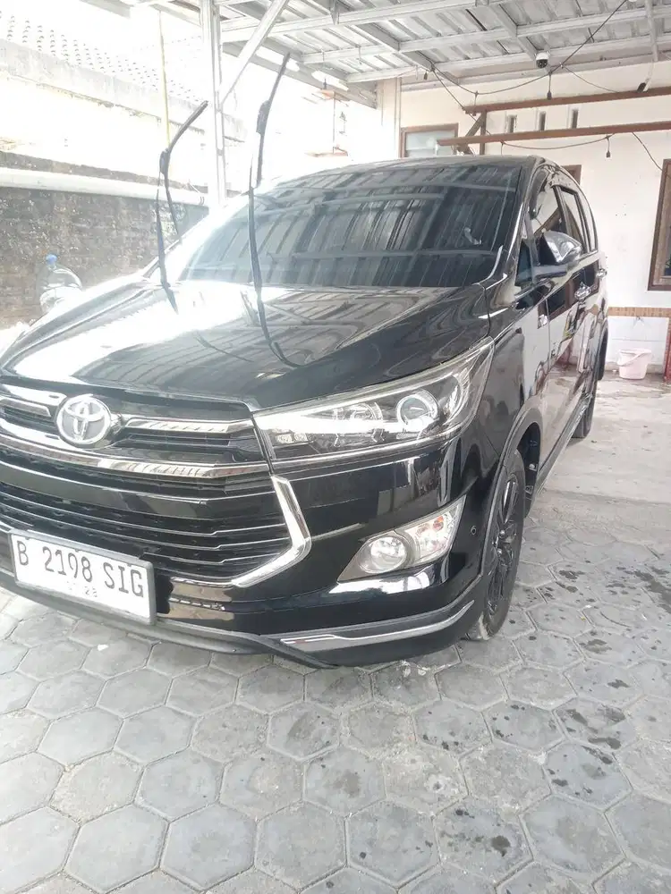 Dijual Toyota Innova Venturer Matic 2019 Service Record