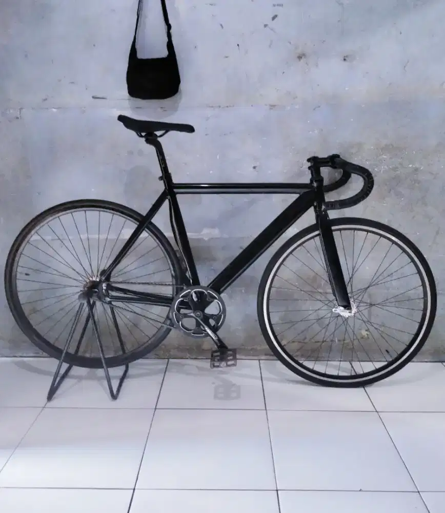 Sepeda Fixie Soloist 77