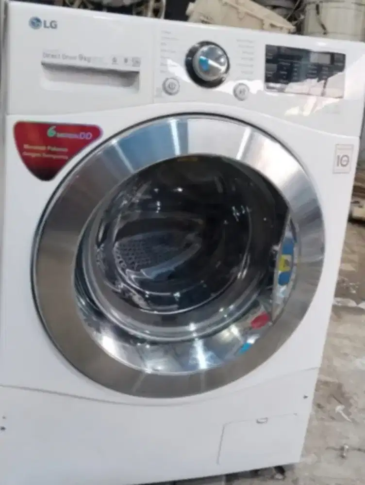 Mesin cuci merk LG kap 9 kg