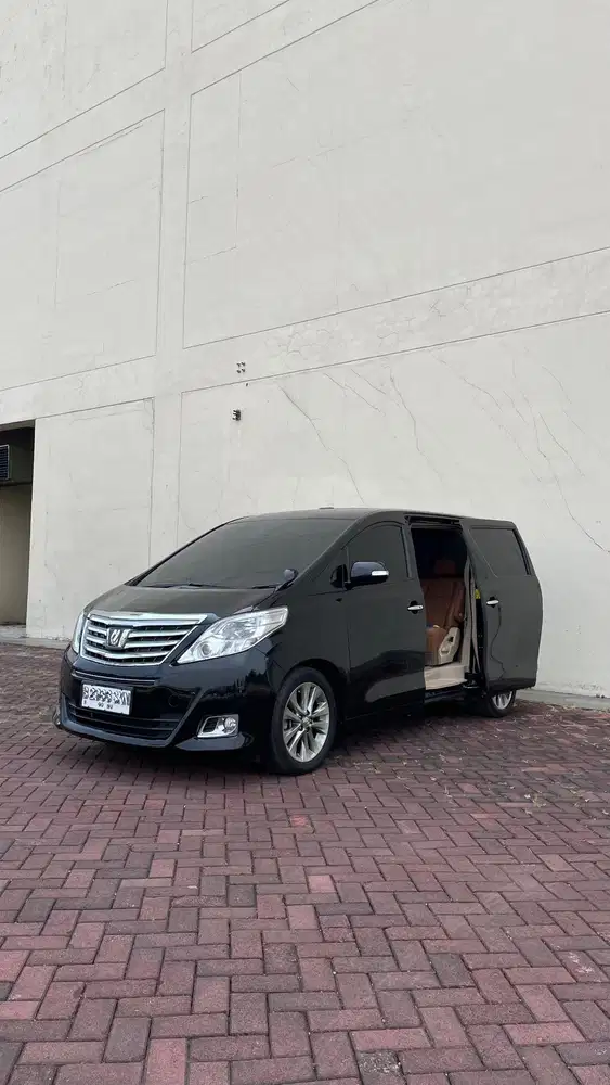 Toyota Alphard 2013 Bensin