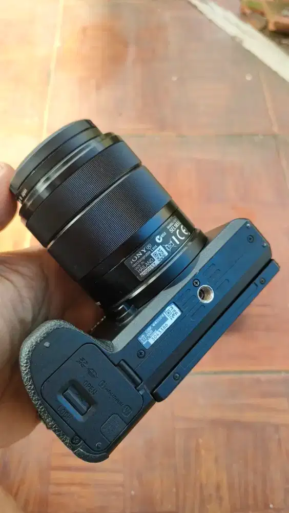 Kamera Sony A6500 + Lensa Sony 18- 55mm