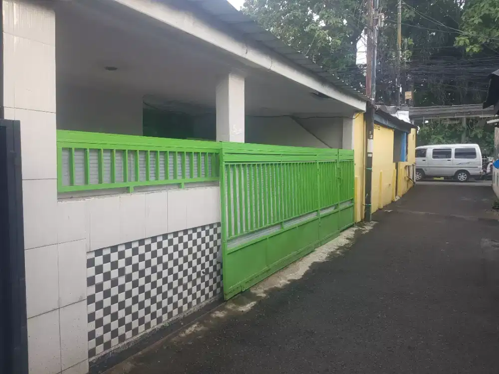 Jual rumah di Jl. Raya ceger gg. Anggur ceger. Cipayung Jkt tim