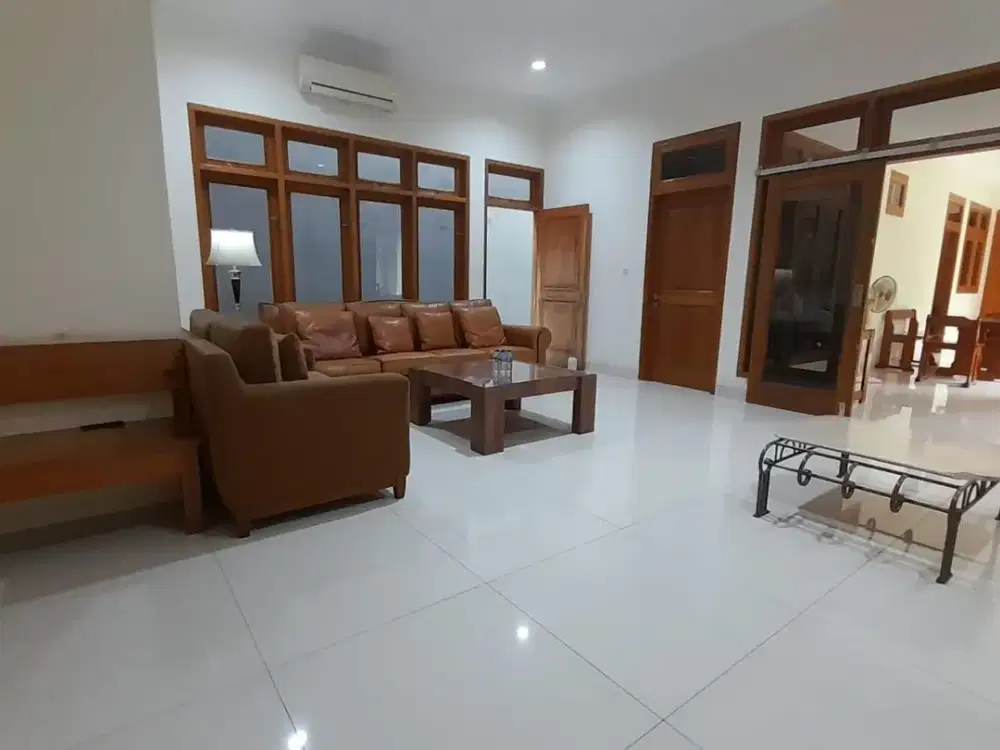 Dijual Murah: Rumah Bagus di belakang Grand ITC Permata Hijau, Kebayoran Lama, Jak-Sel