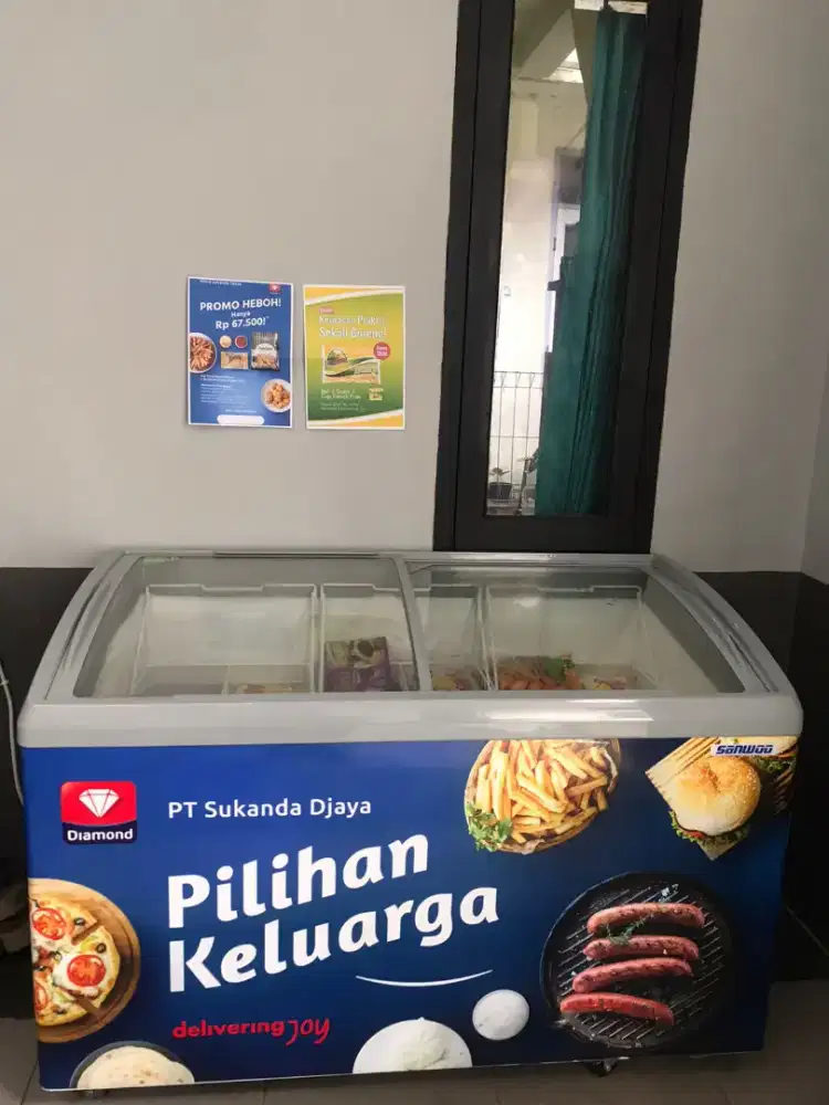 Lemari Es Kulkas Freezer Box Baru