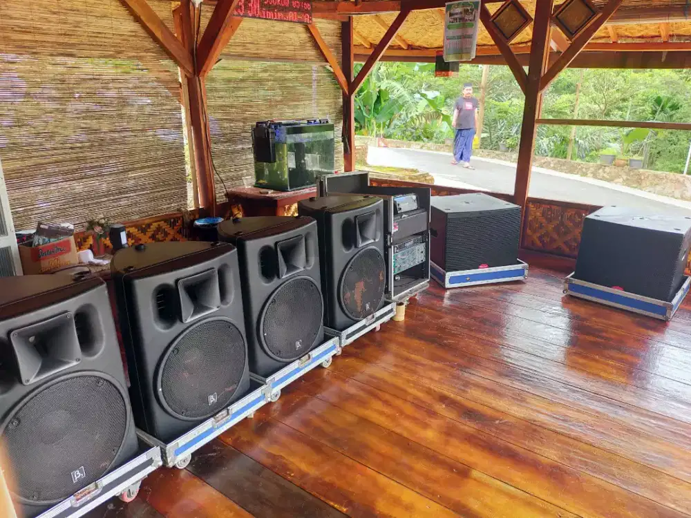 Speaker Aktif Beta3 15 inci