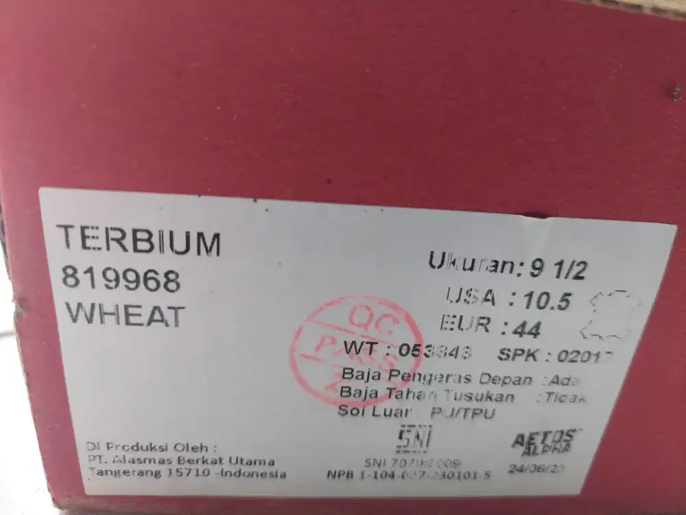 Sepatu safety AETOS work smarter