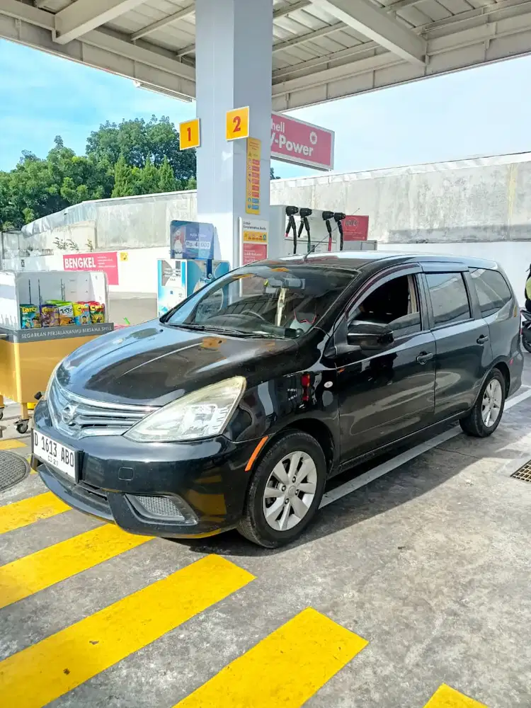 Nissan Grand livina 2014 Bensin