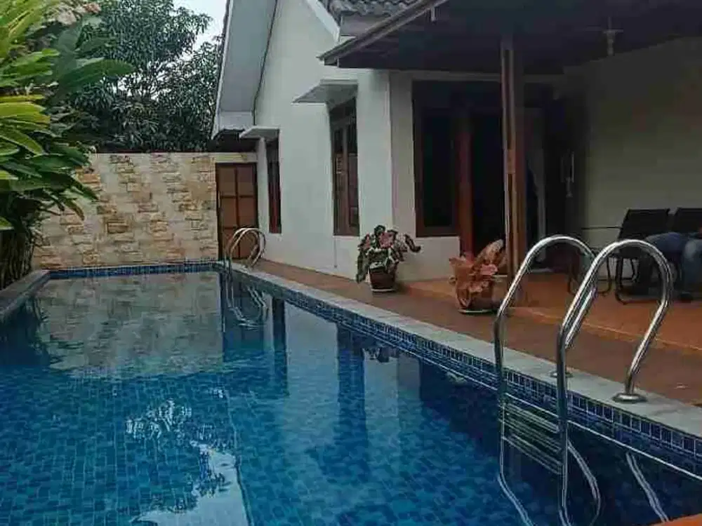 Rumah Tinggal Furnish Dengan Kolam Renang Lokasi Ngemplak Sleman