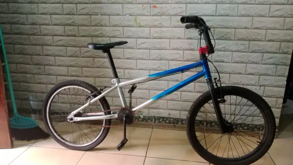 Bmx ukuran 20 klasik