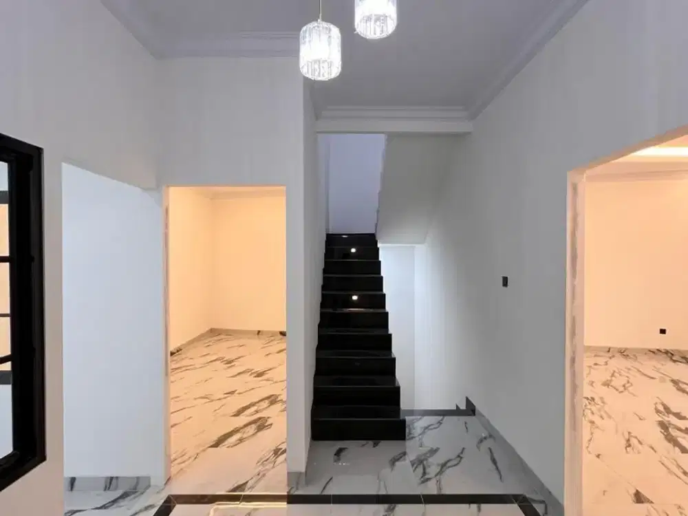 Rumah EKSLUSIVE American Classic di Lenteng Agung Jagakarsa Kota Jakarta Selatan