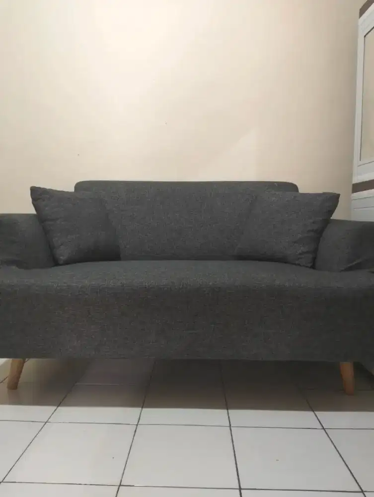 Sofa minimalis 2 dudukan